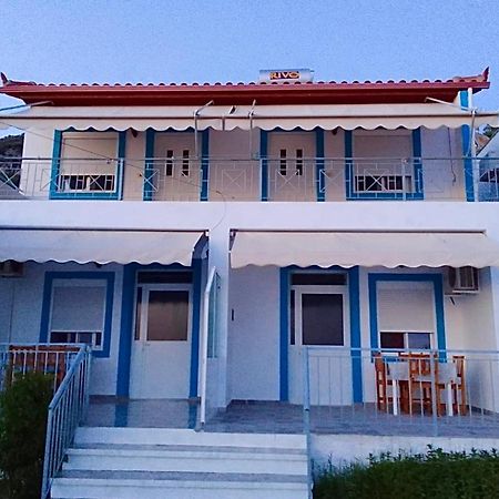 Гостевой дом Vila Gusti Борш Экстерьер фото